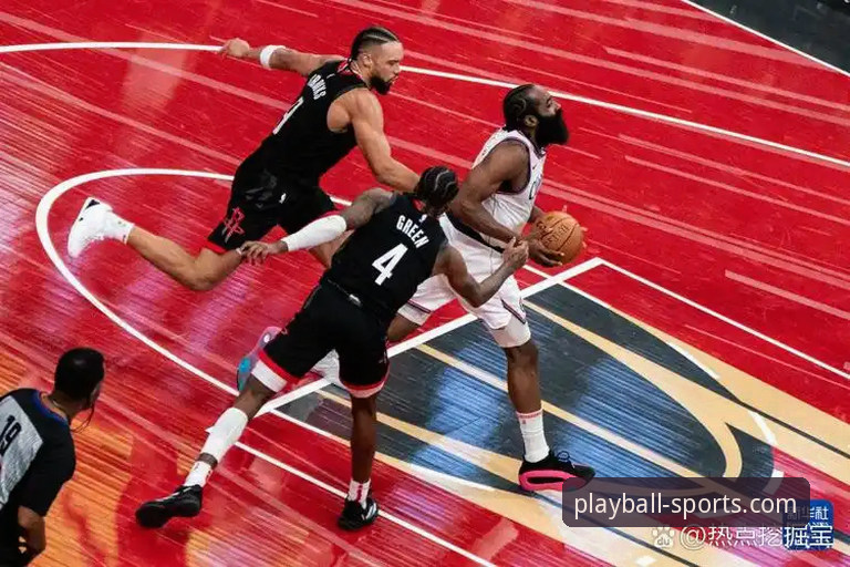 一场18分逆转的视觉盛宴：从玩球体育app深度解析火箭vs尼克斯关键战役